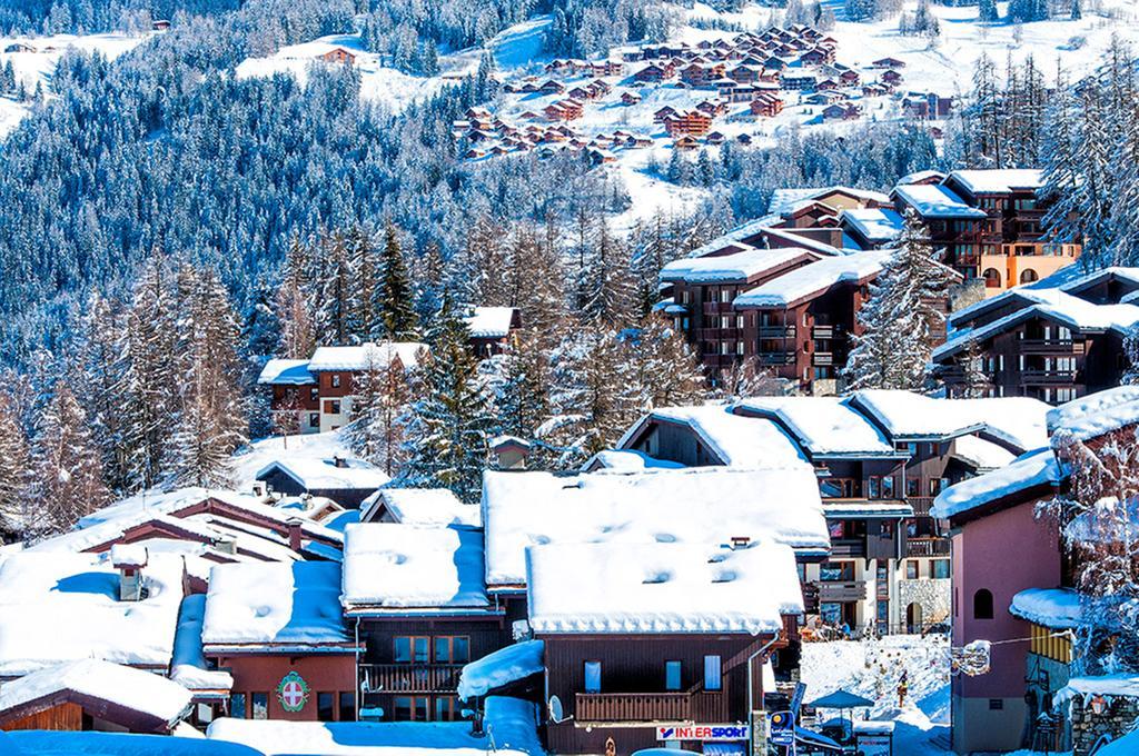 Residence Goelia Les Chalets De Wengen La Plagne Eksteriør bilde